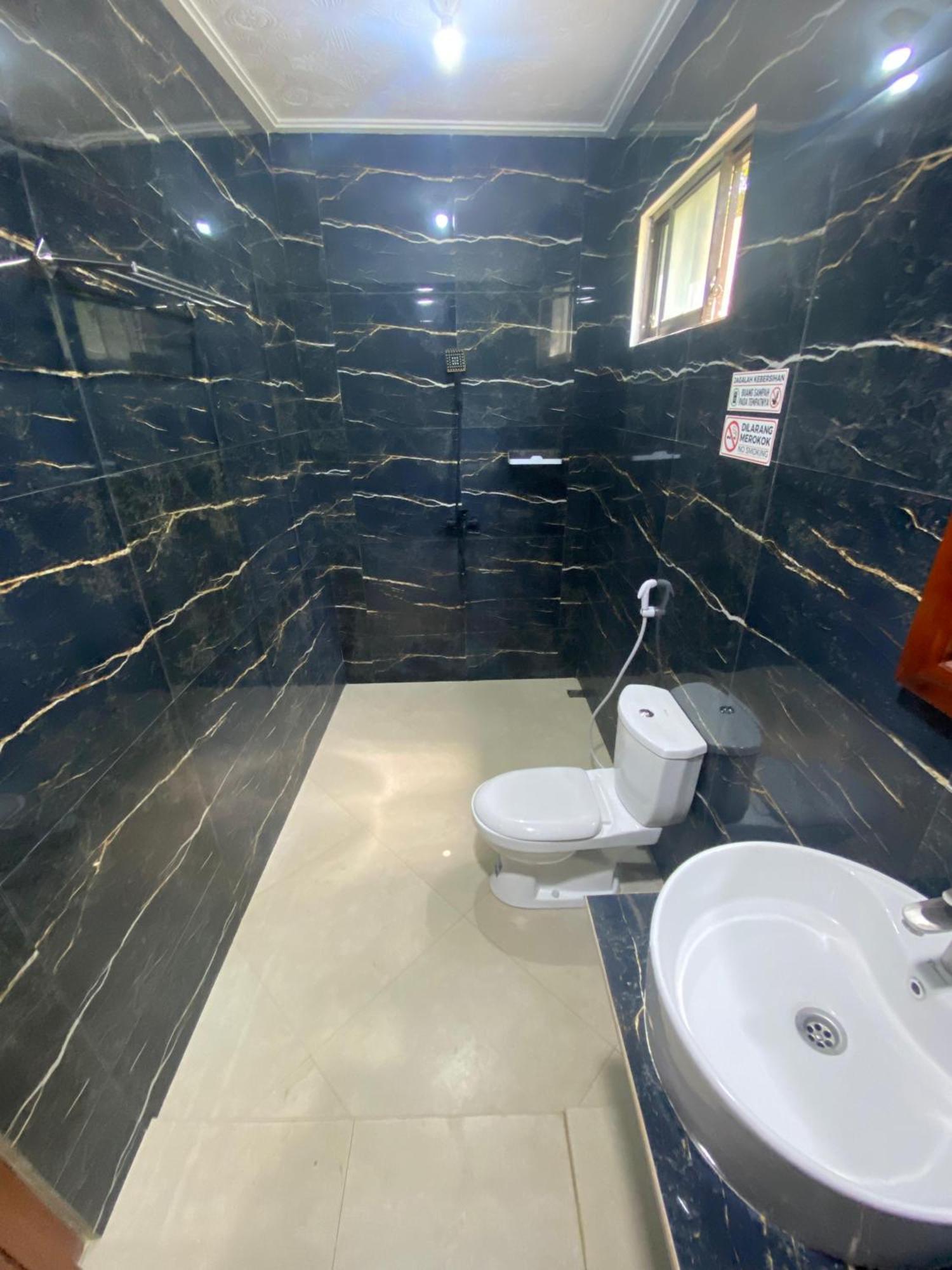 Mango Guesthouse Pangandaran Dış mekan fotoğraf