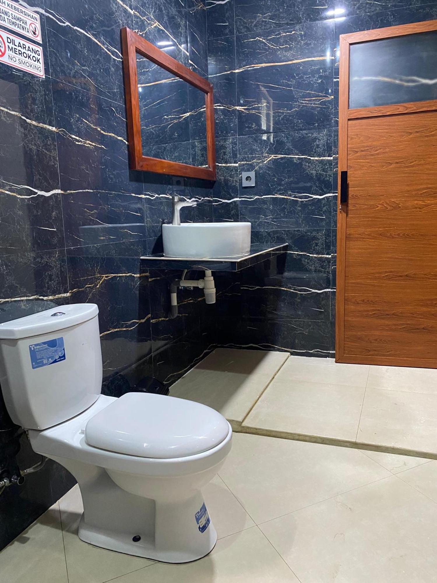 Mango Guesthouse Pangandaran Dış mekan fotoğraf