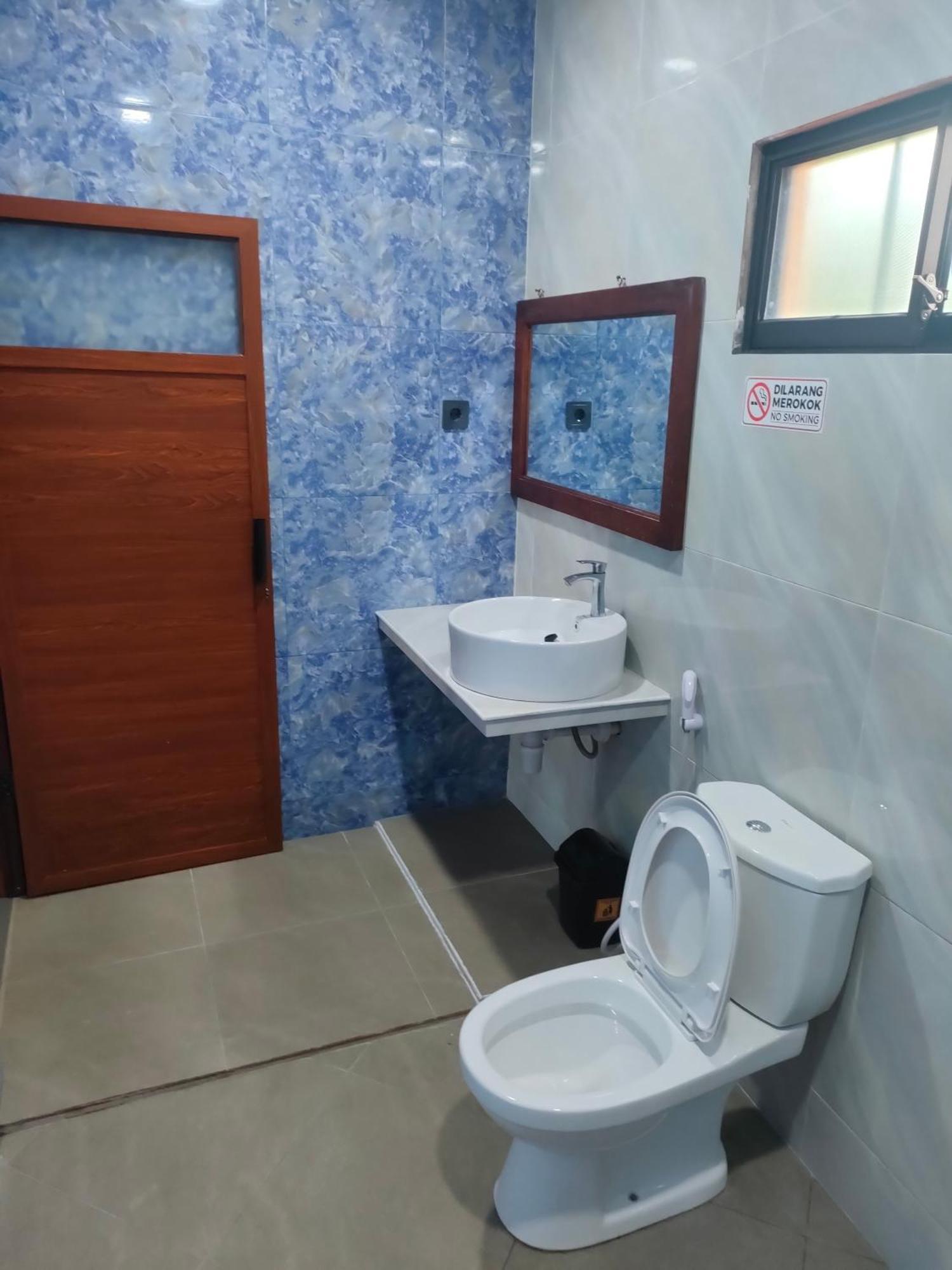 Mango Guesthouse Pangandaran Dış mekan fotoğraf